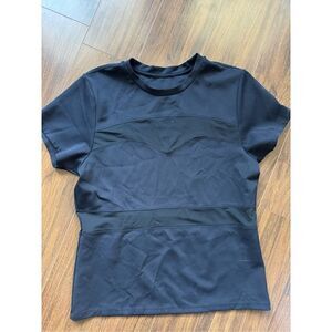 GSTQ L black mesh tee shirt